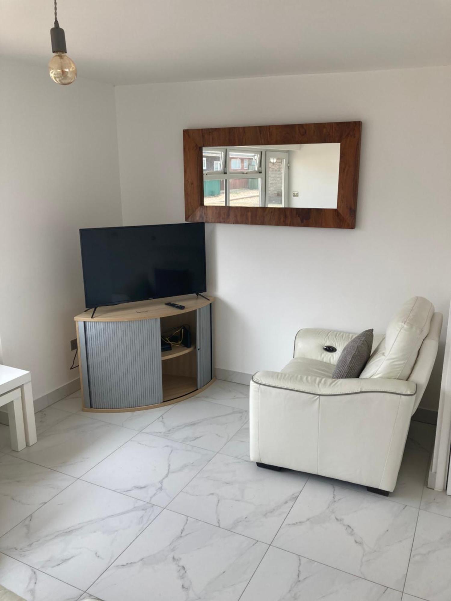 2 Bed Chalet Romney Sands Greatstone Exterior foto